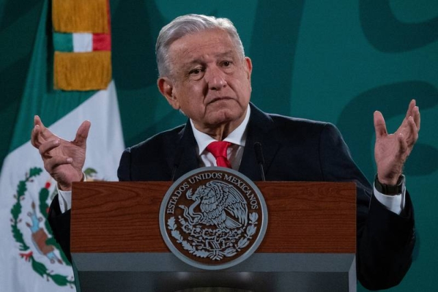 Ante el COVID no se confíen, podría venir una nueva ola: AMLO a gobernadores