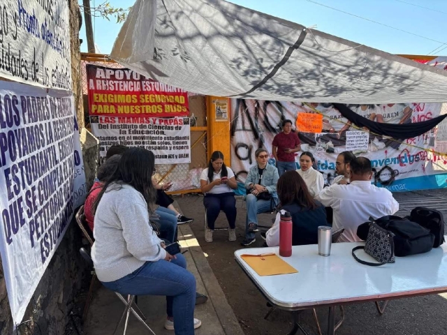 La instituci&oacute;n mantiene presencia en la Puerta 1 del Campus Norte y reitera a los estudiantes apertura al di&aacute;logo abierto, inform&oacute; la UAEM.