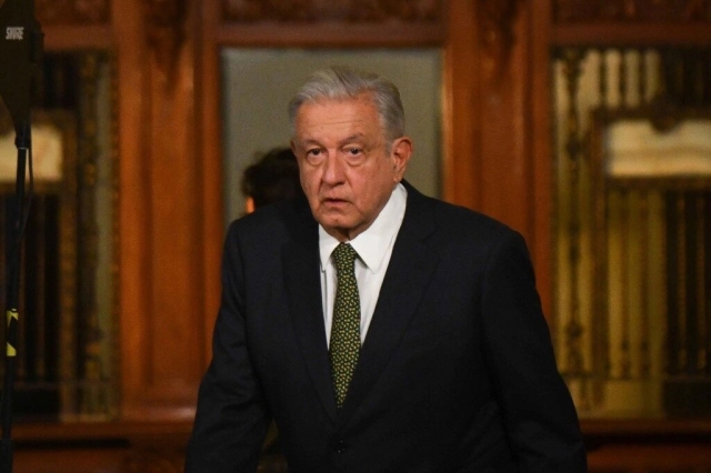 AMLO suspende relaciones diplomáticas con Ecuador, tras irrupción en Embajada