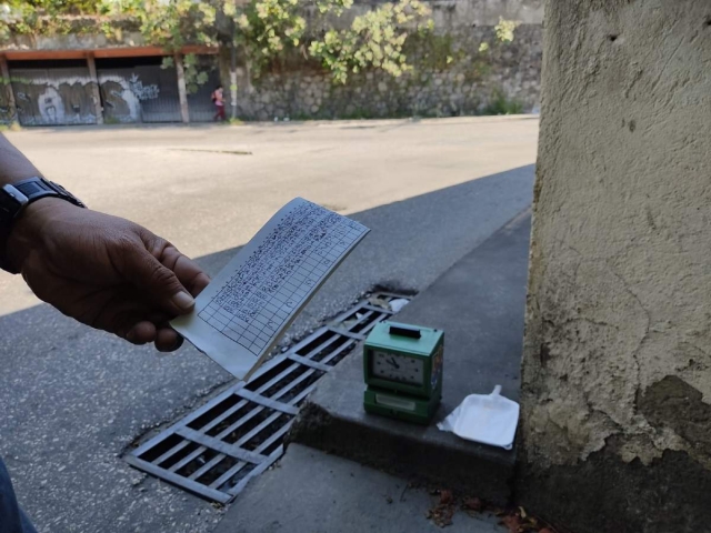 Se encarga de medir el tiempo que separa a cada unidad de la Ruta 14.