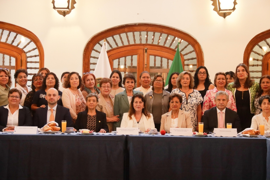 Alcalde José Luis Urióstegui hace un llamado a la unidad y la construcción de la paz