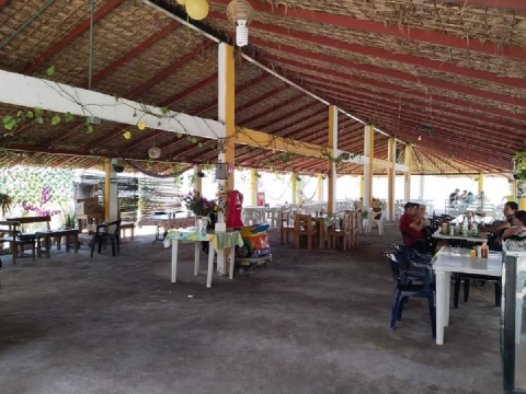 Los palaperos esperan un incremento de visitantes durante estos días de asueto.