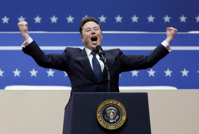 Fiscales estatales demandan a Trump por otorgar demasiado poder a Elon Musk