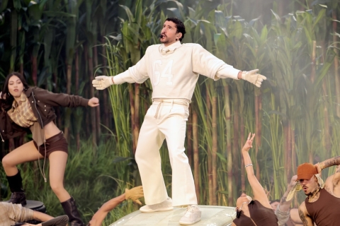 Bad Bunny convierte el Super Bowl LX en una celebraci&oacute;n de identidad y orgullo latino