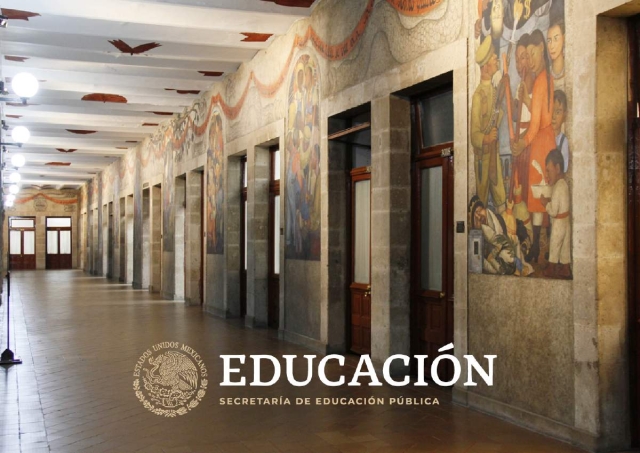 Plazas de docentes deben entregarse en actos públicos