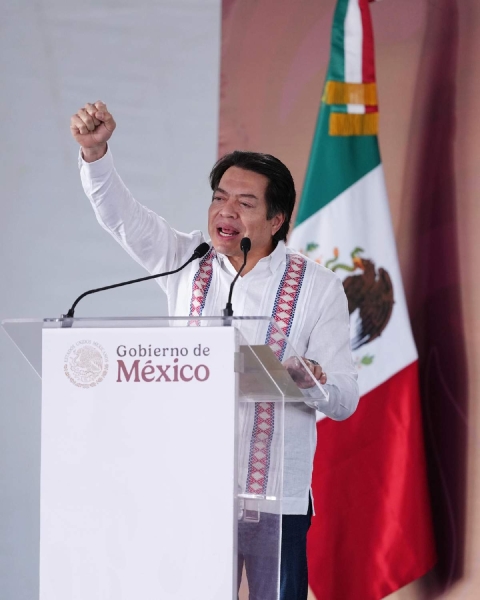 En un evento en Chiapas, el titular de la SEP defendió la iniciativa de reforma a la Ley del ISSSTE. 