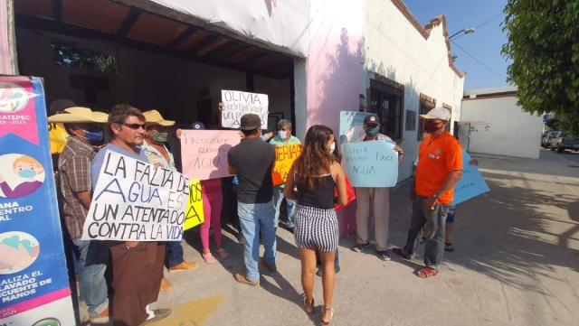 Los inconformes se retiraron con una promesa de solución al desabasto.