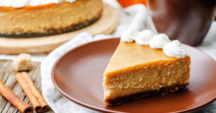 Descubre el secreto de otoño: Cheesecake de calabaza súper cremoso y fácil