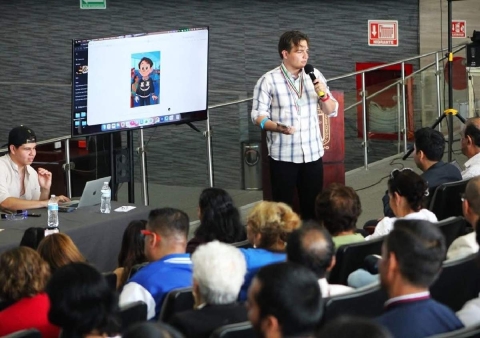 Encabeza Gerardo Abarca taller de Inteligencia Artificial para emprendedores 