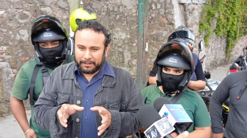 Demandan trabajadores de plataformas digitales cancelar cobro de corralones a quienes han sido víctimas de robo