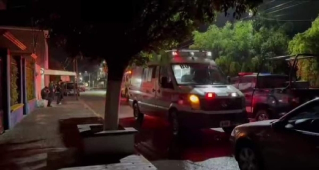 El incendio moviliz&oacute; a decenas de elementos de seguridad y rescate.