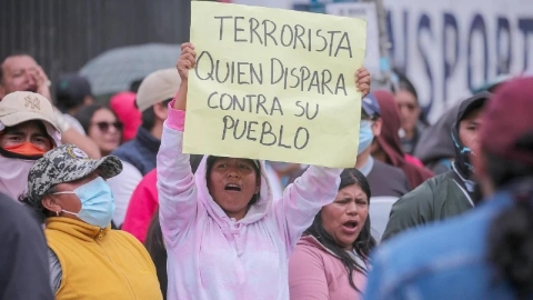 Protestas por di&eacute;sel en Ecuador dejan un muerto y 17 detenidos