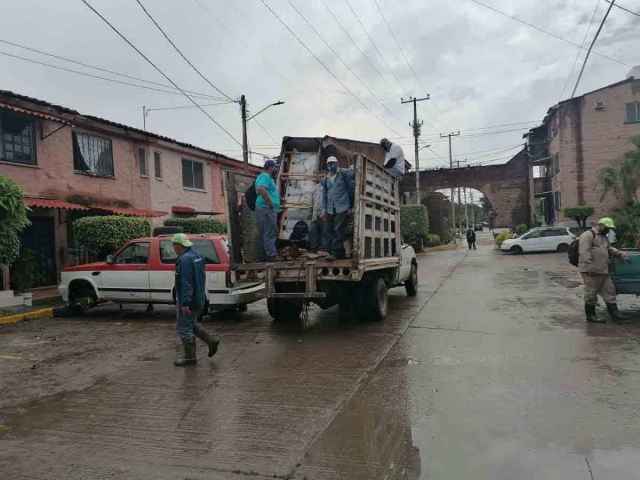 Varias familias resultaron con pérdidas materiales por las inundaciones.