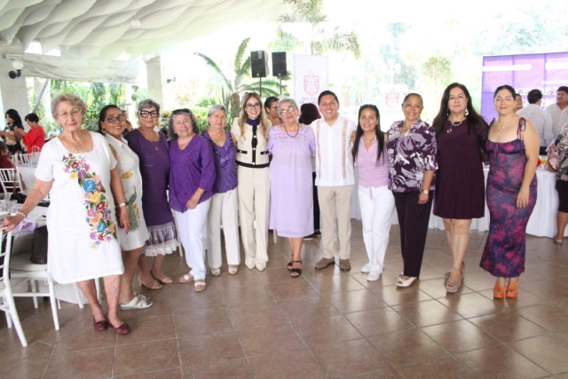 Las autoridades municipales destacaron la importancia de continuar impulsando pol&iacute;ticas p&uacute;blicas y acciones que promuevan la igualdad, el respeto y la seguridad de las mujeres.