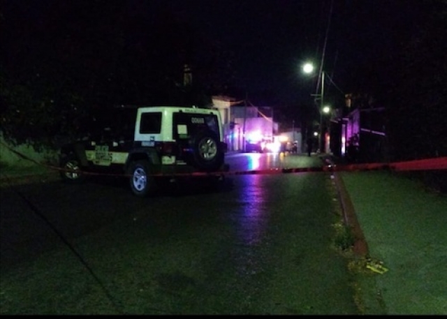 El hombre murió cuando era trasladado a un hospital.