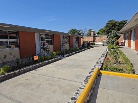 El IEBEM alista la cobertura total de maestros en las escuelas públicas para el nuevo ciclo escolar. 