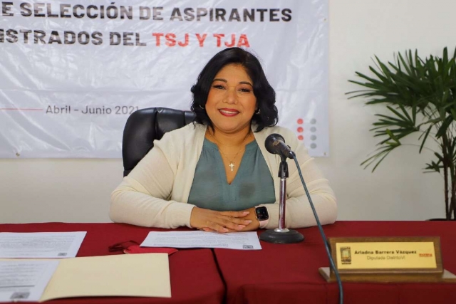 La presidenta de la Junta Política y de Gobierno.