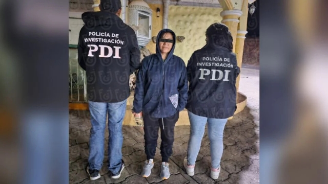 Detienen a mujer por homicidio tras arrastrar a un motociclista en Iztapalapa