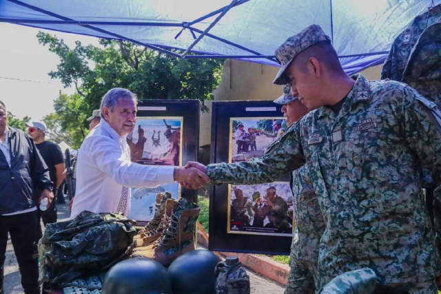 Pide alcalde a estudiantes aceptar plan de seguridad   