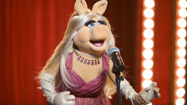 Miss Piggy tendrá su primera película en solitario, producida por Jennifer Lawrence y Emma Stone