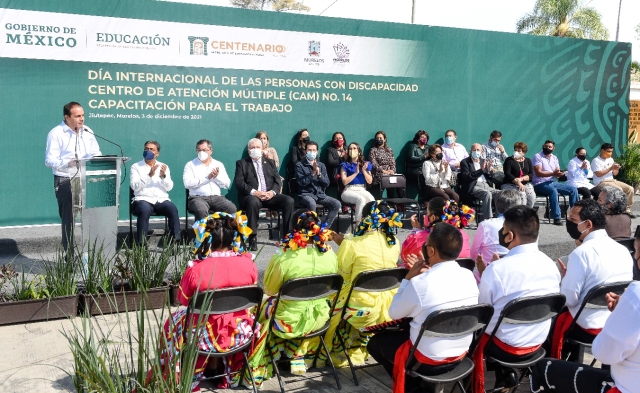 Conmemoran Cuauhtémoc Blanco y autoridades federales Día Internacional de las Personas con Discapacidad