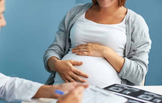 Nueva Zelanda dará licencia pagada a mujeres por aborto espontáneo.