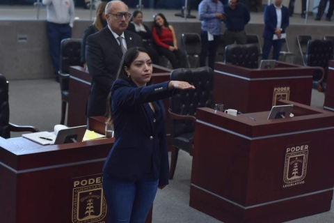 Frida Yazmín Orzuna Sánchez fue designada titular del Órgano Interno de Control de la Comisión de Derechos Humanos del Estado en la sesión legislativa de ayer. 