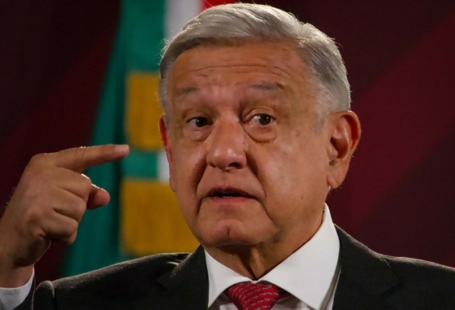 AMLO acusa al INE y Tribunal Electoral de estar &#039;vendidos&#039;