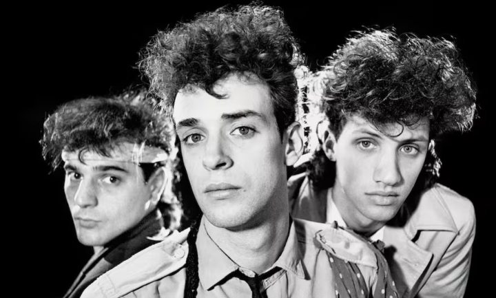 Soda Stereo y Edgar Allan Poe: la historia detr&aacute;s de 'Coraz&oacute;n Delator'