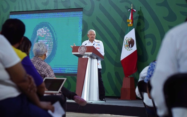 AMLO no asistirá al Senado para entregar Medalla Belisario Domínguez.