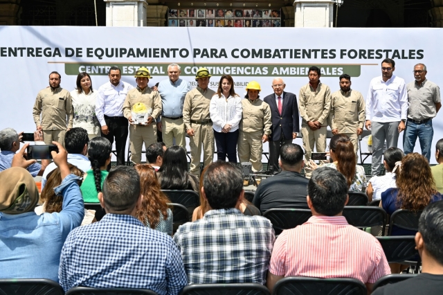 Gobernadora Margarita González Saravia entrega equipamiento para combate de incendios forestales