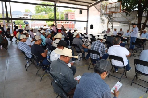 Ganaderos de Coatetelco recibieron un curso de capacitación.
