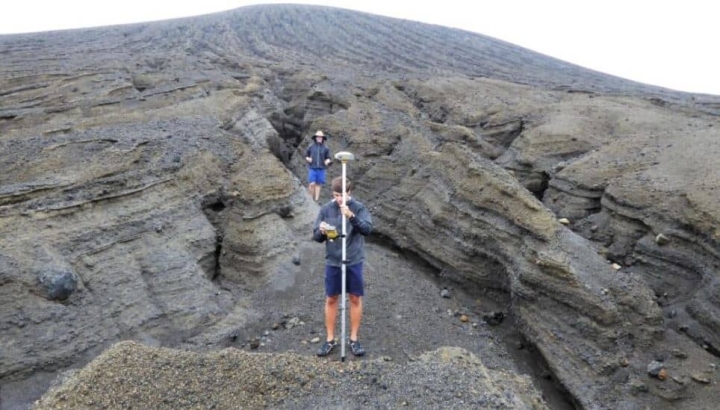 Una isla apareció de la nada en el Pacífico, la NASA ya la estudia