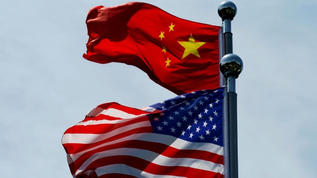 China impone aranceles del 10 % al 15 % a productos de Estados Unidos