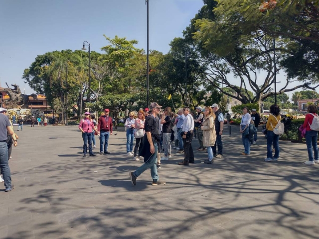 Llaman a alentar el sector turismo 