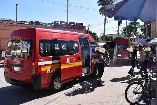 Durante los recorridos se recuerda a los choferes y a los usuarios la importancia de no relajar las medidas sanitarias.