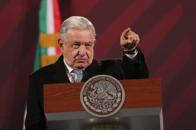 AMLO rechaza que Calderón sea un perseguido político por su relación con García Luna