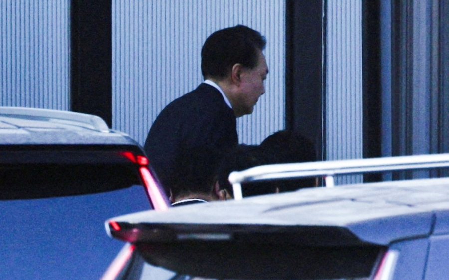 Arrestan al presidente de Corea del Sur Yoon Suk Yeol