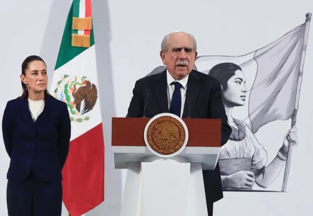 Pablo Gómez presenta plan de la Comisión para la Reforma Electoral