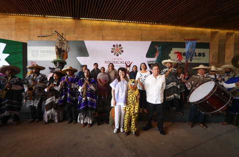 Presenta Margarita González Saravia &#039;Xochicalco, Tierra de Encuentros&#039;