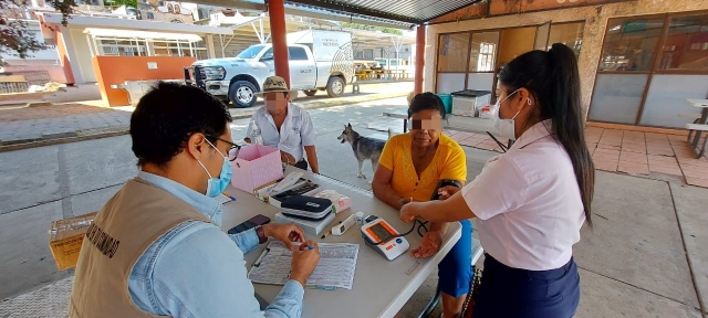 Mantiene SSM atención médica y psicológica en la zona afectada de Totolapan