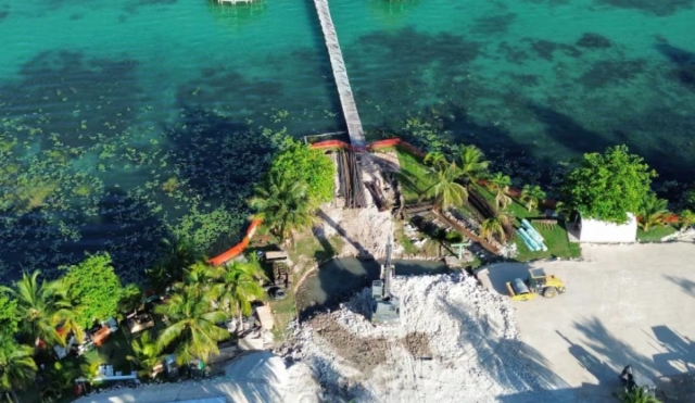 Sedena ignora suspensión judicial y continúa obra en la Laguna de Bacalar