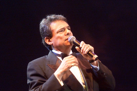 José José es homenajeado con recorrido turístico gratuito en Azcapotzalco a bordo del tranvía &#039;La Nave del Olvido&#039;