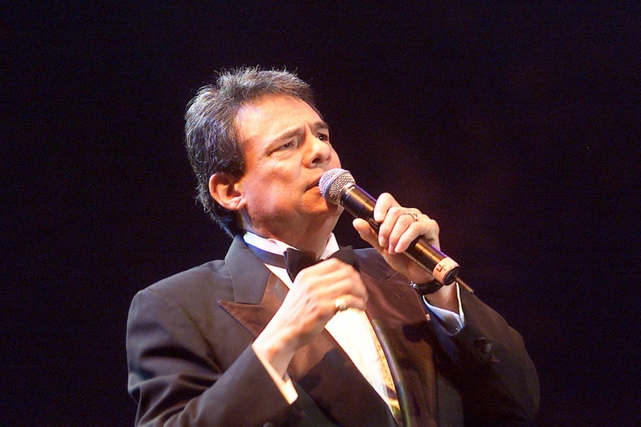 José José es homenajeado con recorrido turístico gratuito en Azcapotzalco a bordo del tranvía 'La Nave del Olvido'