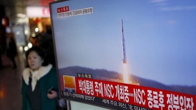 Corea del Norte lanza supuesto vehículo espacial; se encienden alertas en Japón