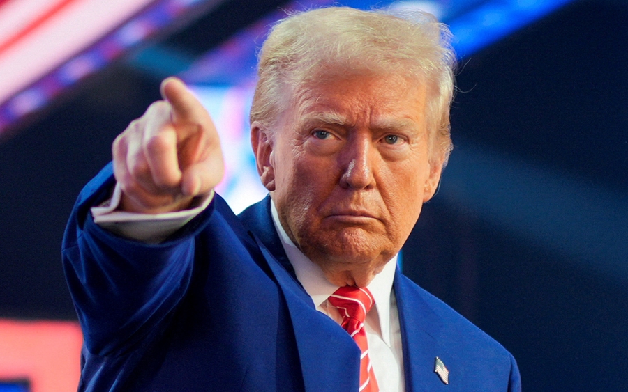 Trump busca crear agencia para cobrar aranceles a otros países