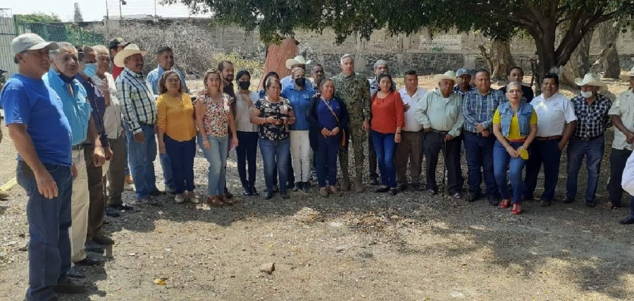 Los ejidatarios y las autoridades acordaron trabajar de manera coordinada.