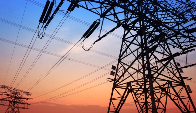 México enfrenta rezago tecnológico en su red eléctrica; piden avanzar hacia redes inteligentes