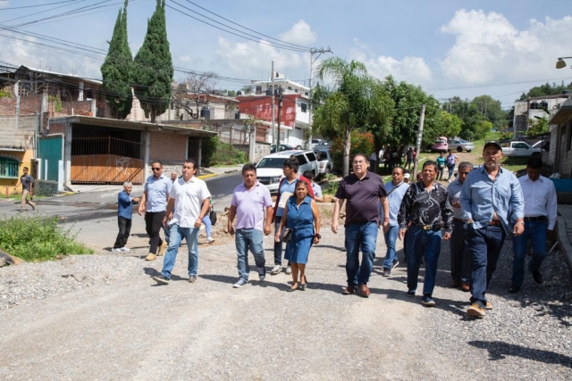 Ratifica Víctor Mercado compromiso con Cuernavaca; atiende a vecinos de Ahuatlán y Ampliación Chamilpa