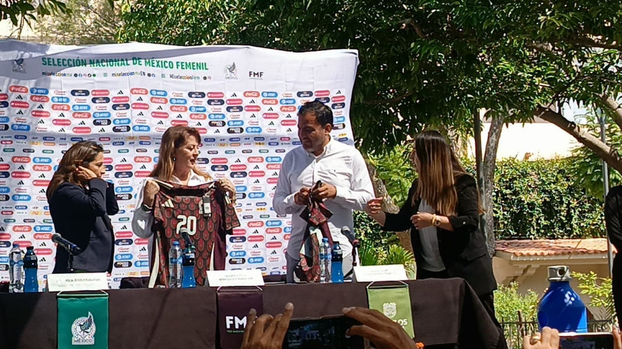 Selección mexicana de futbol femenino jugará en el 'Coruco' Díaz, este sábado en Zacatepec